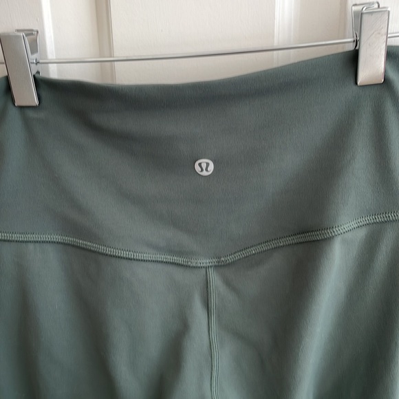 🍋 lululemon align capri leggings, olive green, size 6 (small) - Picture 6 of 16